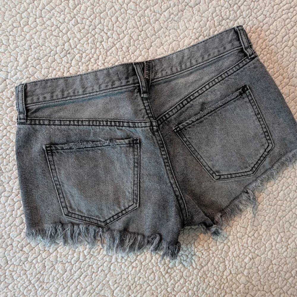 EUC Free People Low Rise Button Fly Distressed Shorts - Picture 6 of 13